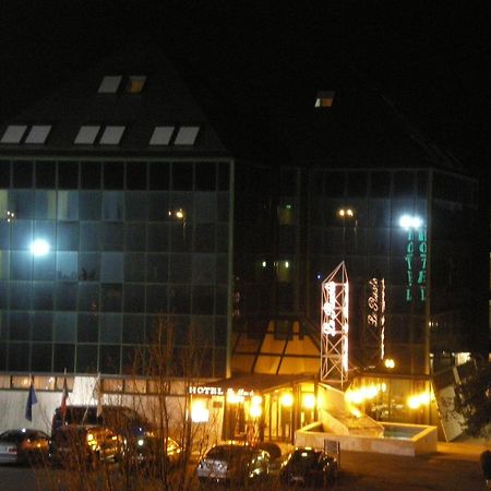 Hotel & Loisir Le Ruote Roveleto Eksteriør billede